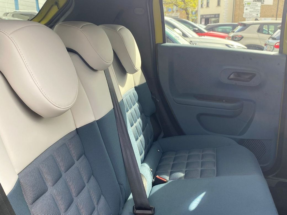 2026 Fiat Grande Panda - image 39