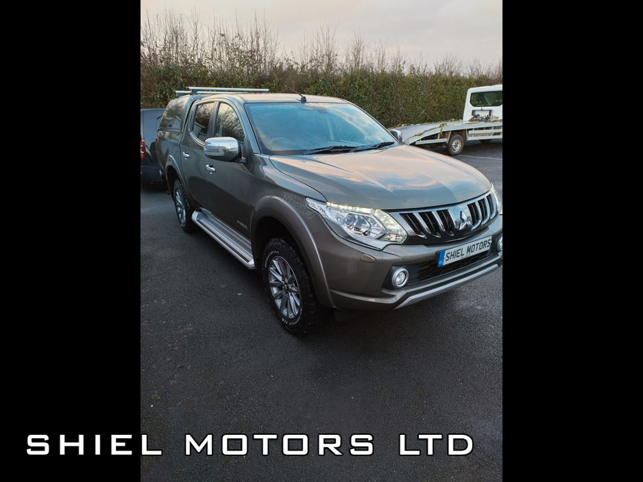 2020 Mitsubishi L200 CREW CAB PICK UP 4X4 MANUAL €25,750