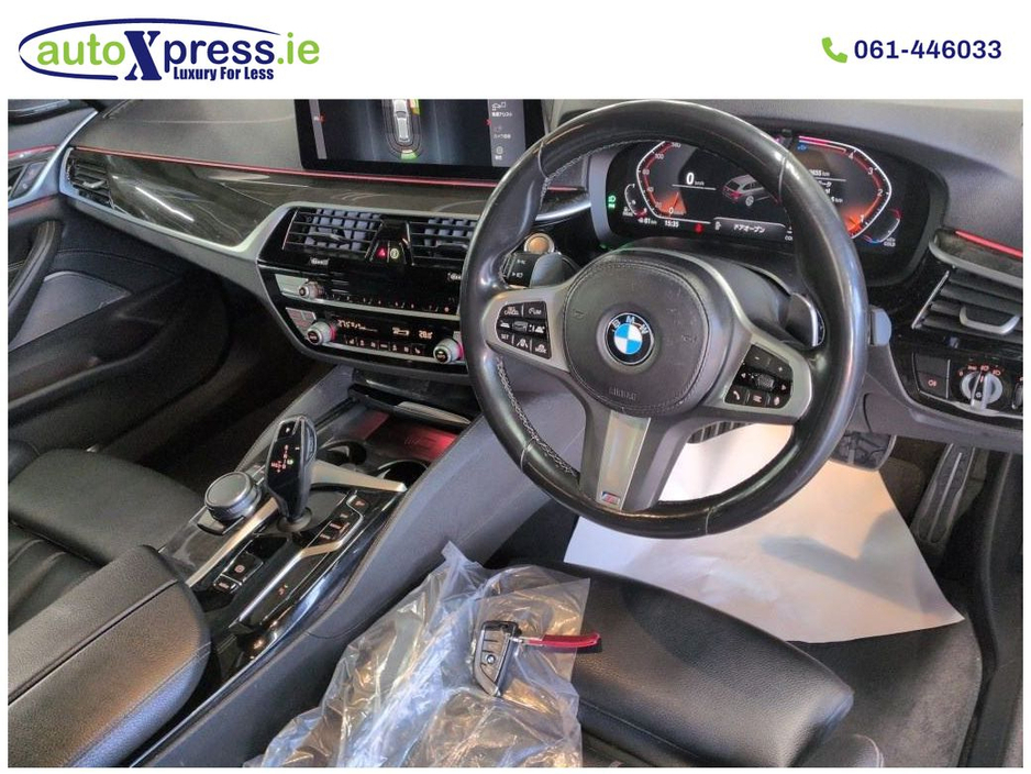 2022 BMW 5 Series - image 6