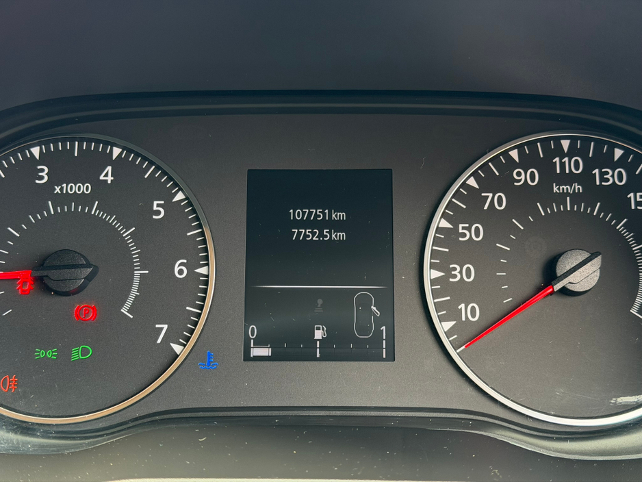 2019 Dacia Duster - image 6