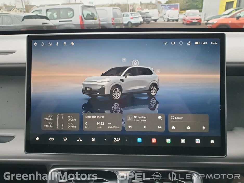 2026 Leapmotor B10 B10 Design €36,955