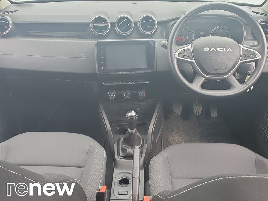2024 Dacia Duster - image 2