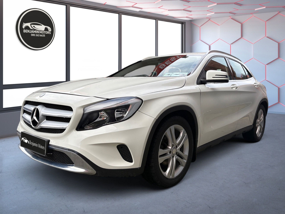 2015 Mercedes-Benz GLA Class - image 2