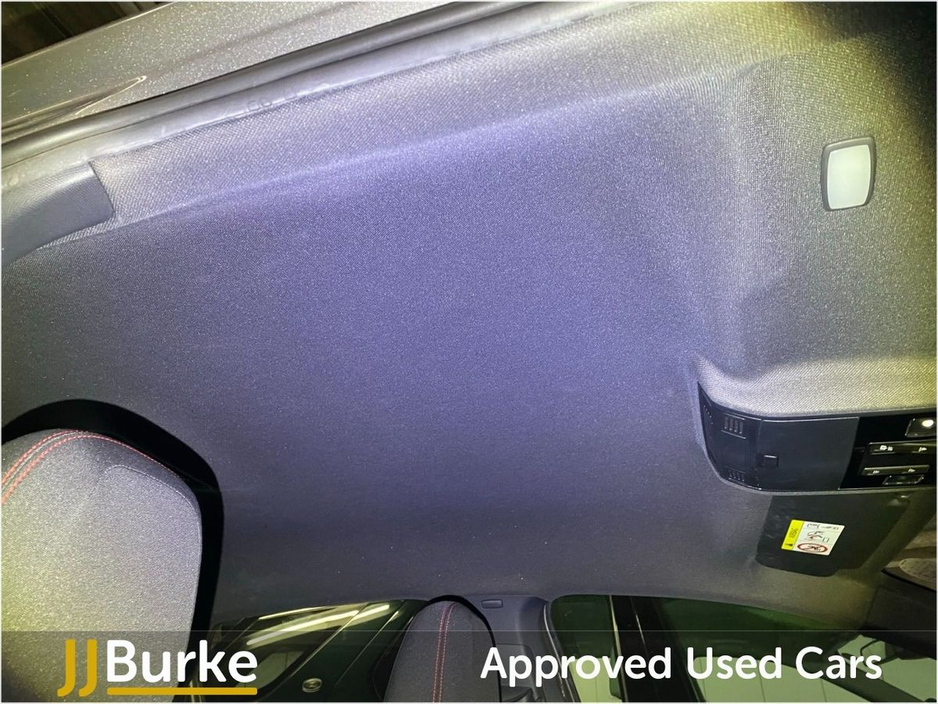 2020 Volkswagen Polo - image 24