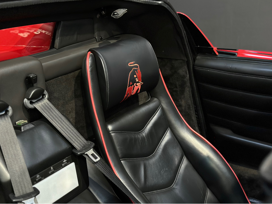 2000 Lamborghini Diablo - image 28