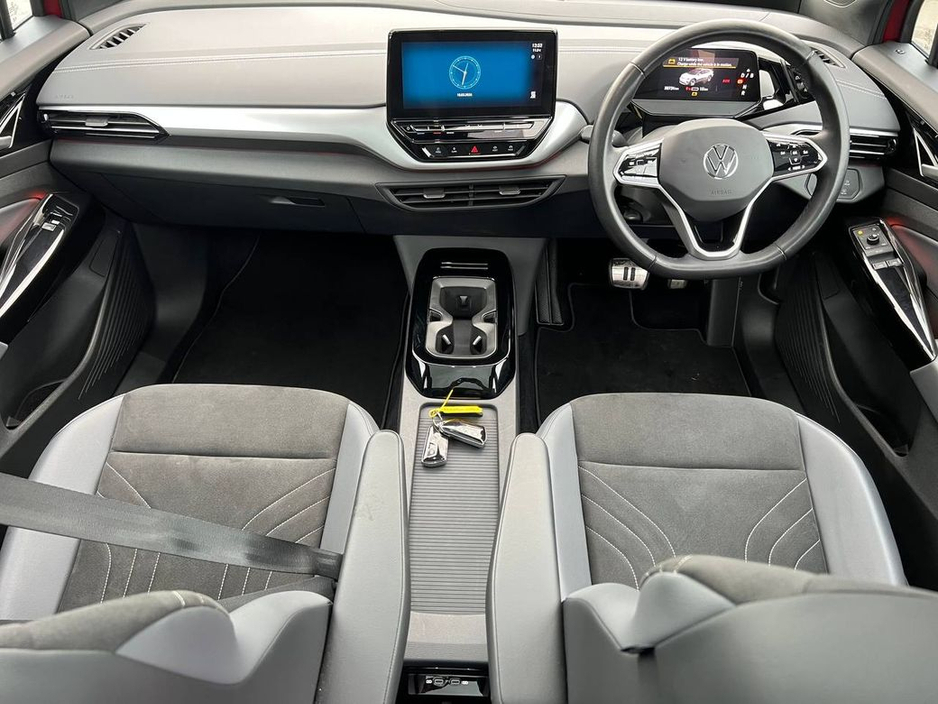 2023 Volkswagen ID.4 - image 11