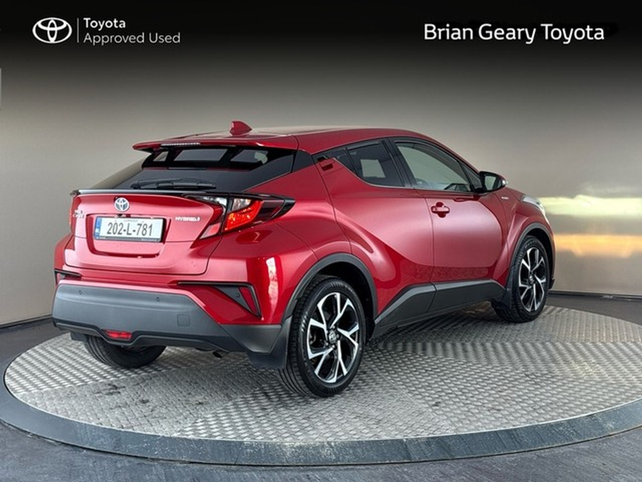 2020 Toyota C-HR - image 2