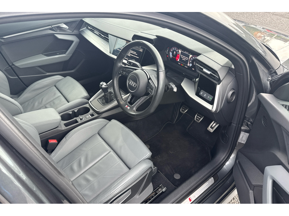 2023 Audi A3 - image 2