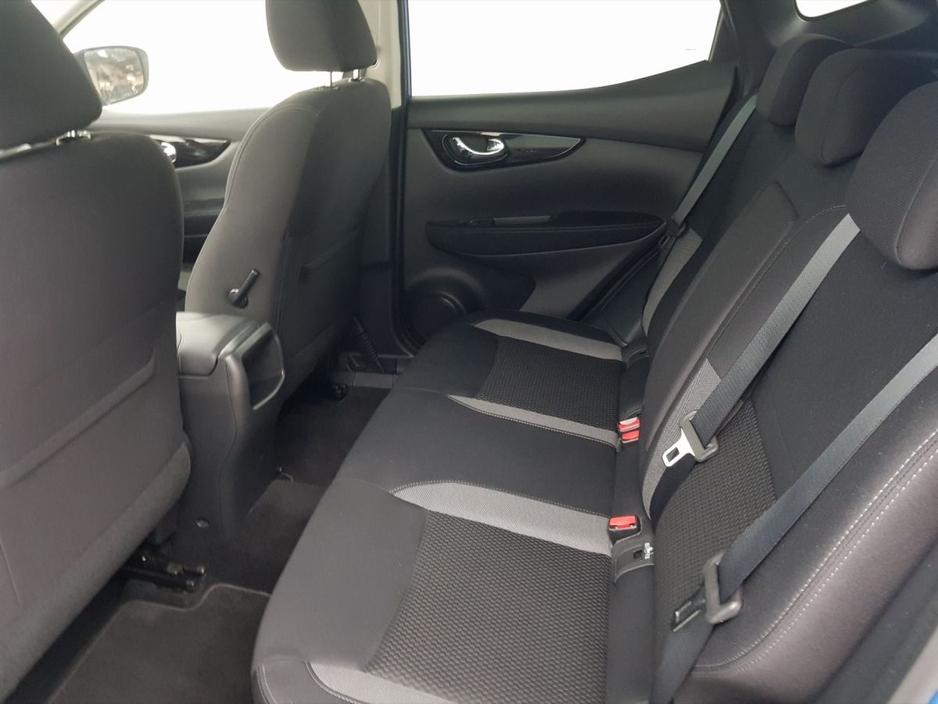 2021 Nissan Qashqai - image 7