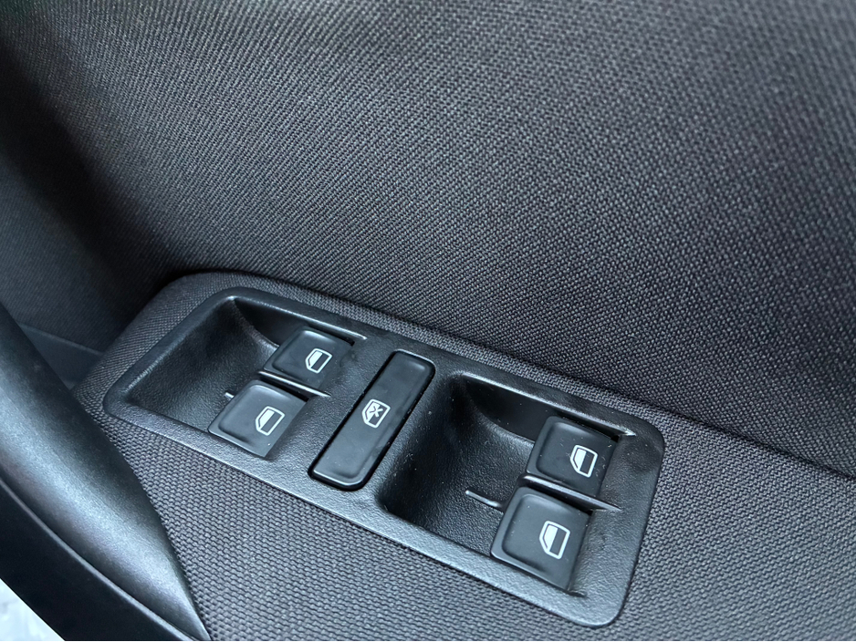 2014 Volkswagen Polo 1.2i TSI Petrol Automatic Comfortline €11,500