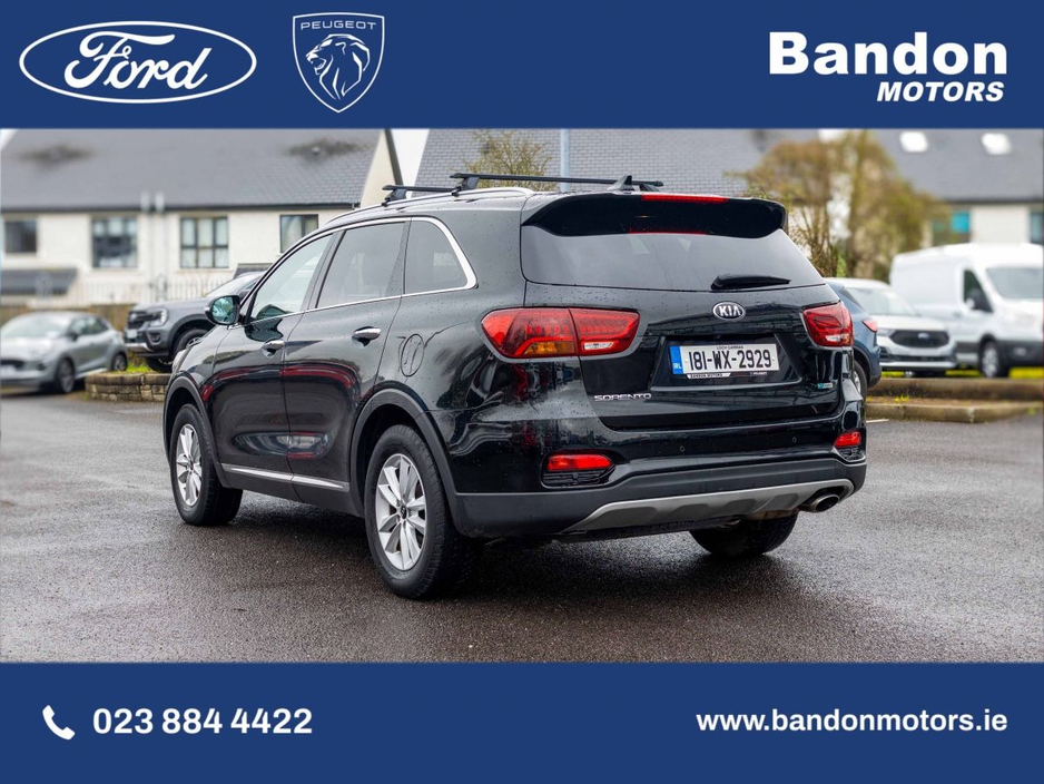 2018 Kia Sorento - image 3