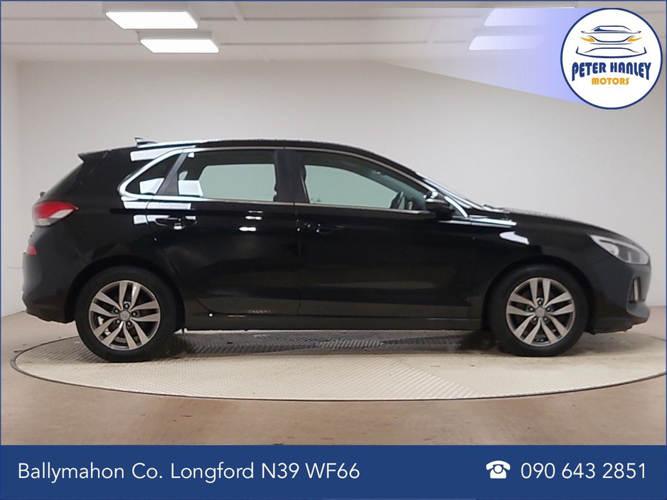 2018 Hyundai i30 - image 8