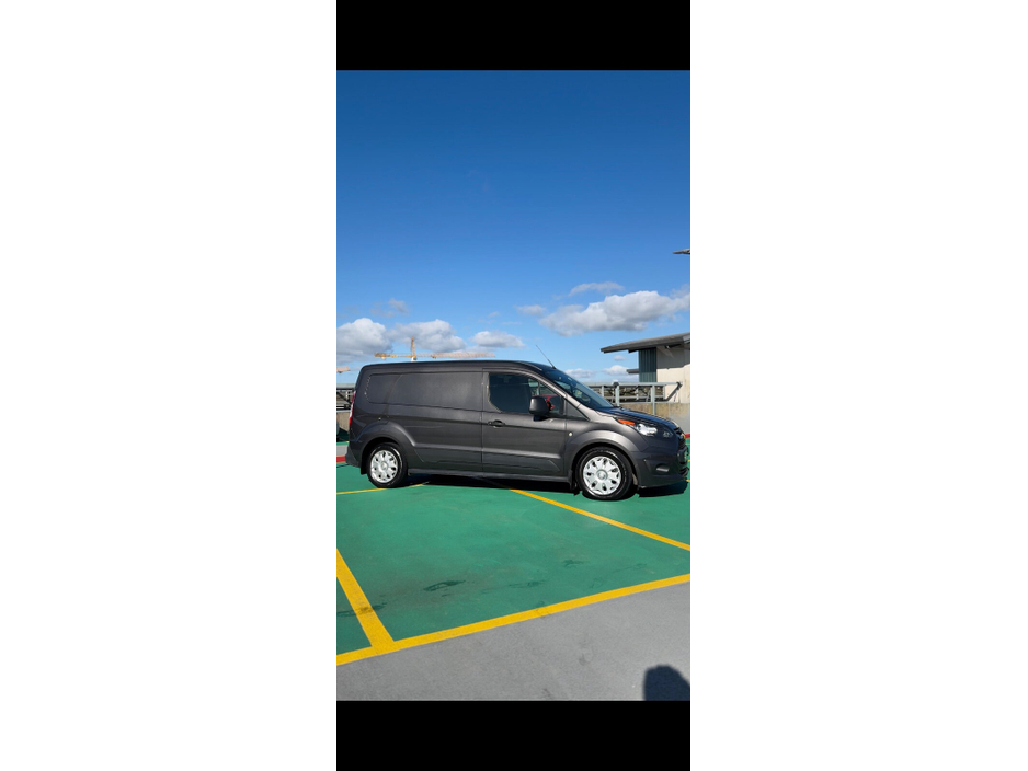 2018 Ford Transit - image 7