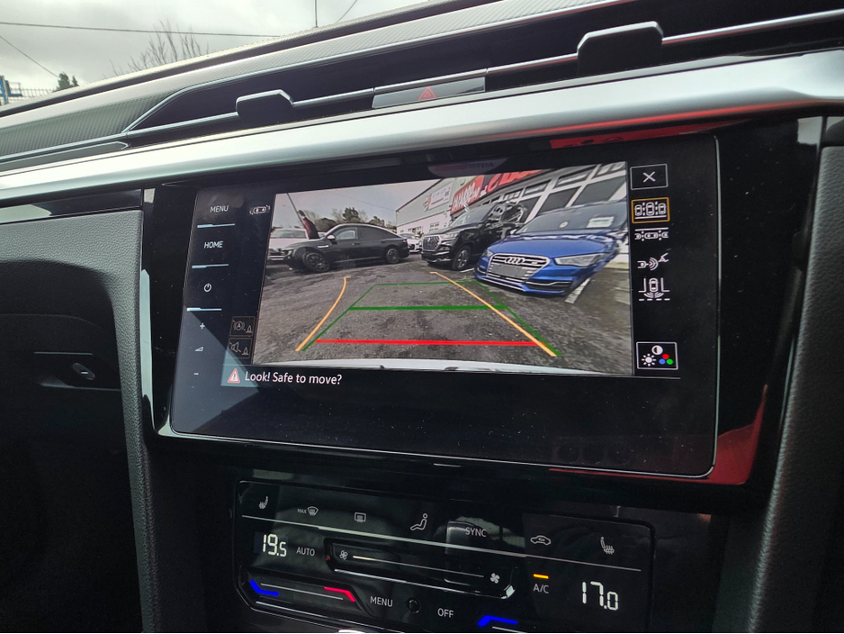 2022 Volkswagen Arteon - image 25