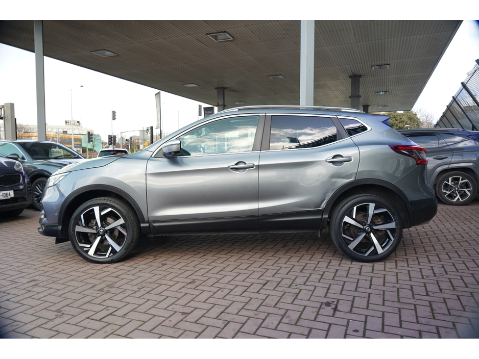 2017 Nissan Qashqai - image 7