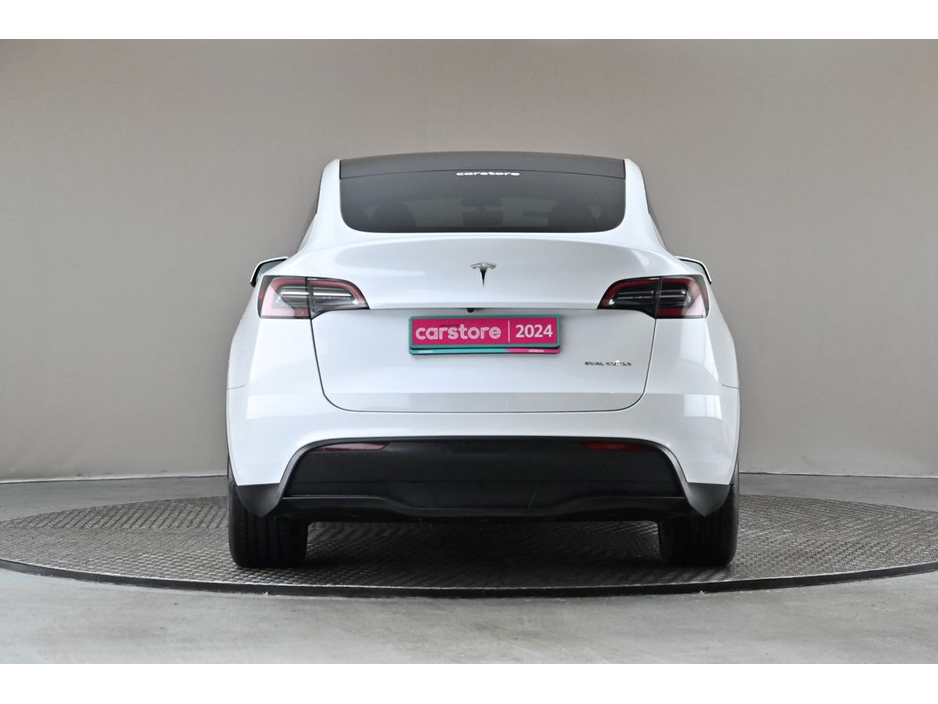2024 Tesla Model Y LONG RANGE AWD Dual Motor €37,490