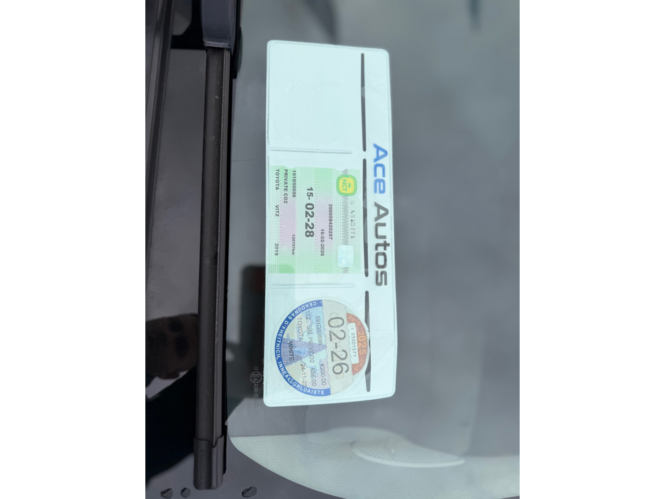 2019 Toyota Vitz - image 12