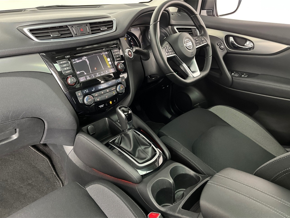 2019 Nissan Qashqai 1.3 SV PREMIUM DCT 4DR**PANORAMIC ROOF**MULTIFUNCTIONAL STEERING WHEEL**SEMI DIGITAL DASH**REVERSE CAMERA**PARKING SENSORS**BLACK CLOTH INTERIOR**FINANCE AVAILABLE** €18,495