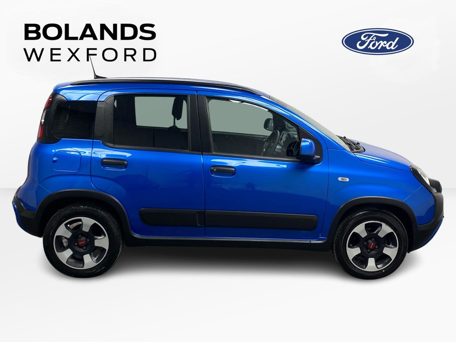 2023 Fiat Panda - image 4