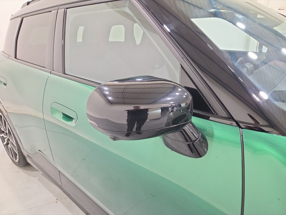 2026 MINI Aceman JCW