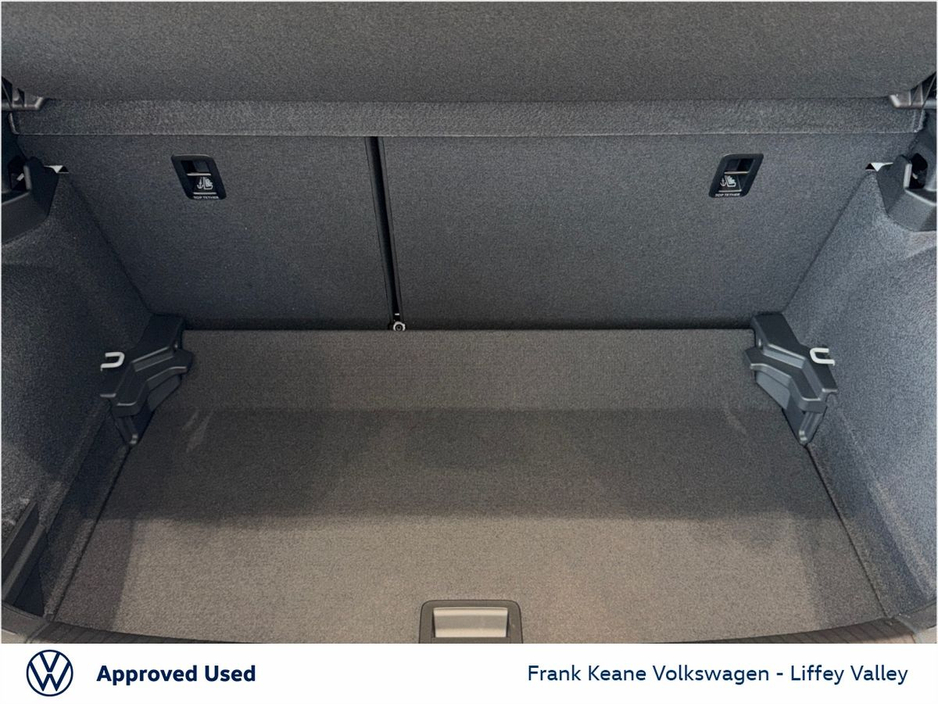 2026 Volkswagen Polo - image 9