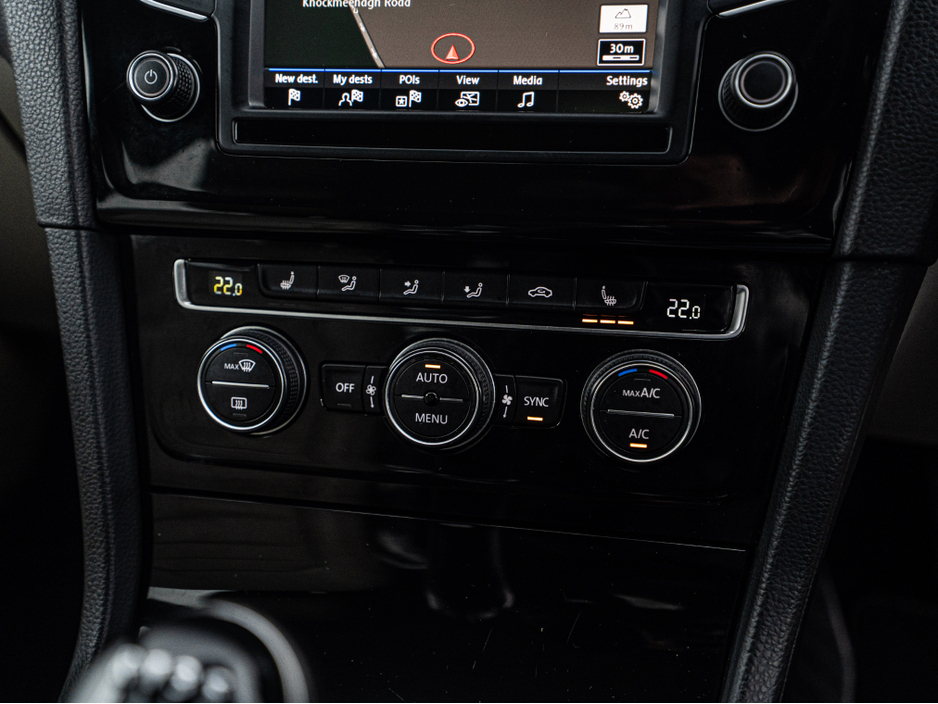 2017 Volkswagen Golf 2017 VW Golf 1.2tsi HIGHLINE/High spec/1yr warrant €16,888