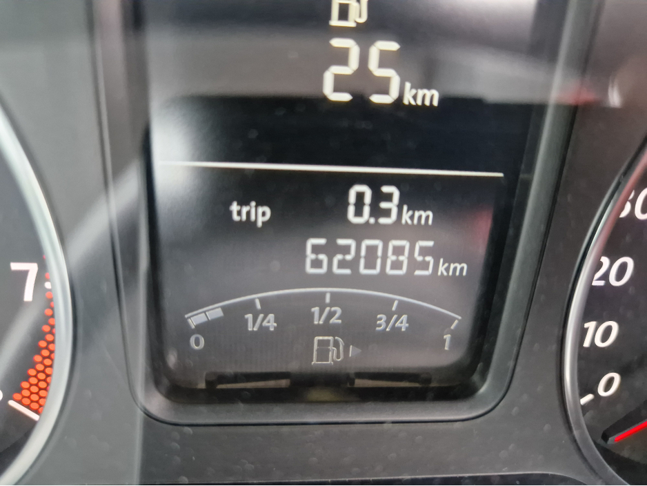 2012 Volkswagen Polo - image 20