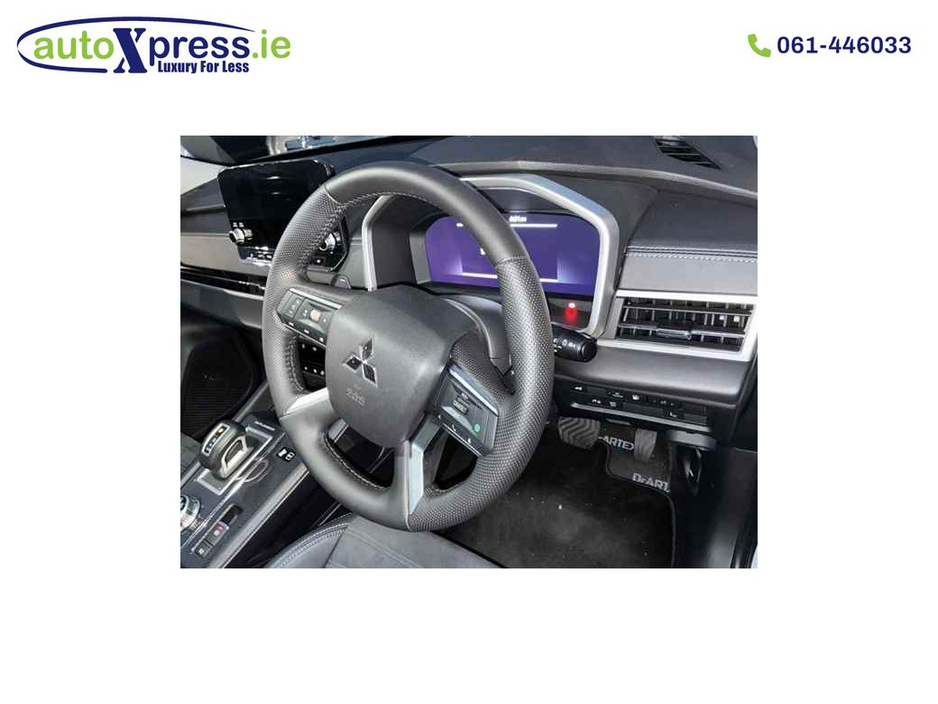 2022 Mitsubishi Outlander - image 5