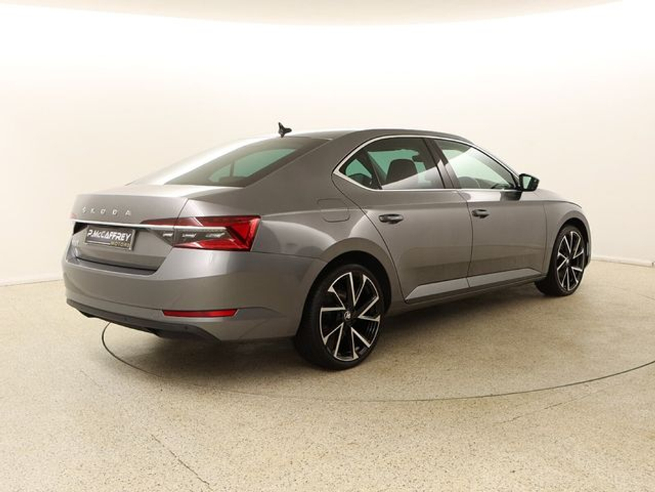 2023 Skoda Superb  €27,850
