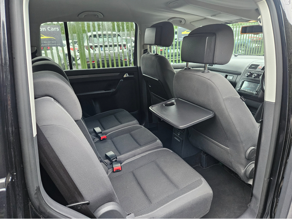 2013 Volkswagen Touran 7 Seat 5DR AUTO €8,450
