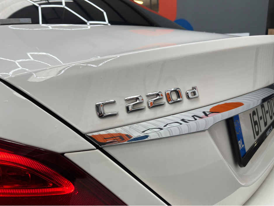 2016 Mercedes-Benz C Class - image 7