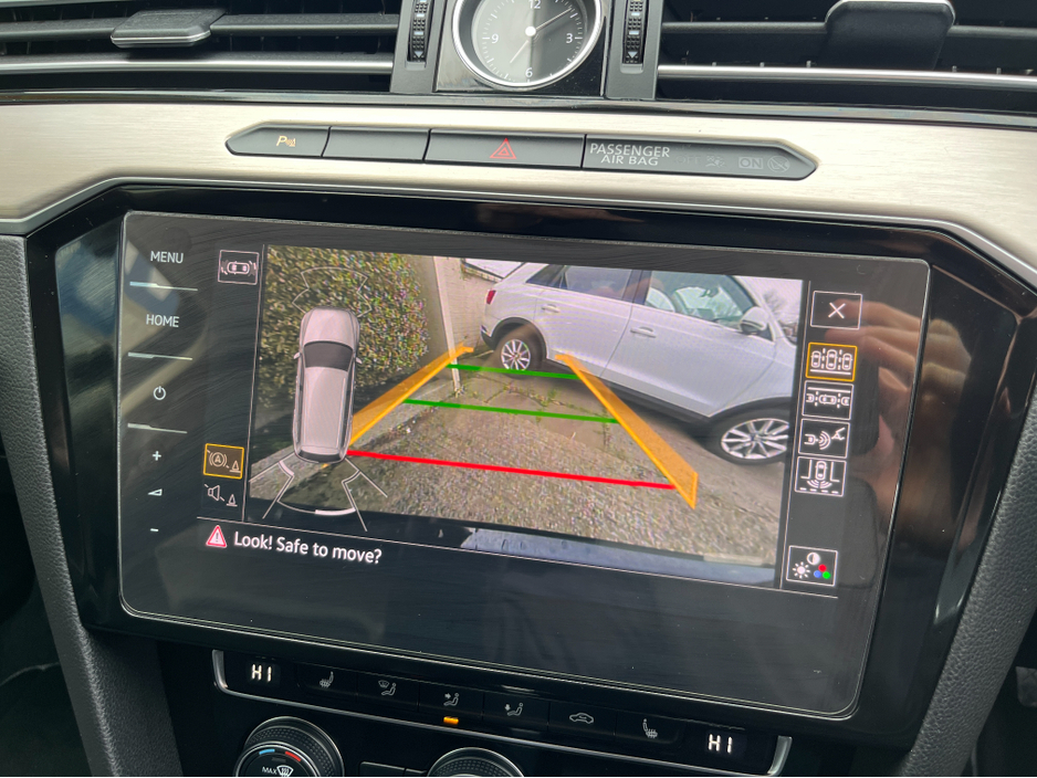 2019 Volkswagen Passat - image 21