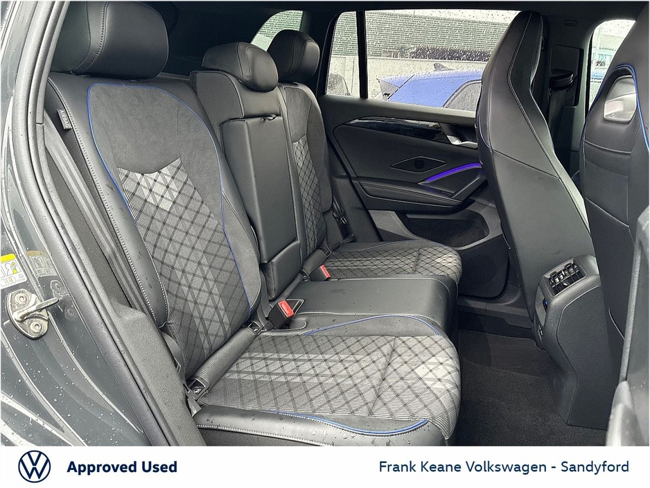 2025 Volkswagen Tiguan Tiguan R-Line Tsi Phev S-A R-Line TSi eHybrid 204 DSG 19.7 kWh Auto 2WD Start/Stop @frank Keane Volkswagen South Dublin €49,995
