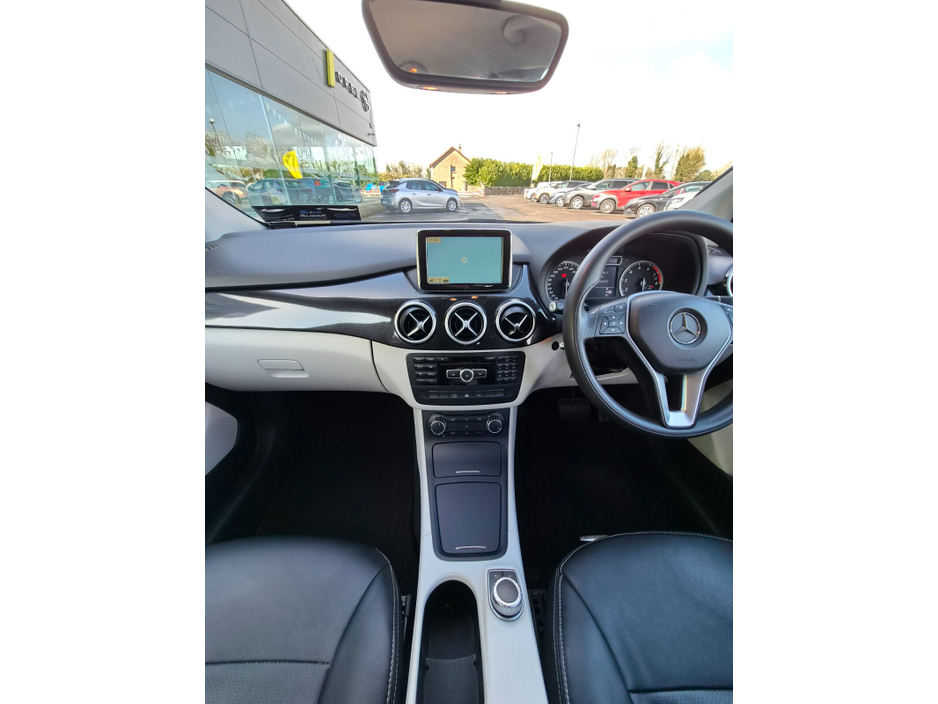 2013 Mercedes-Benz B Class - image 9