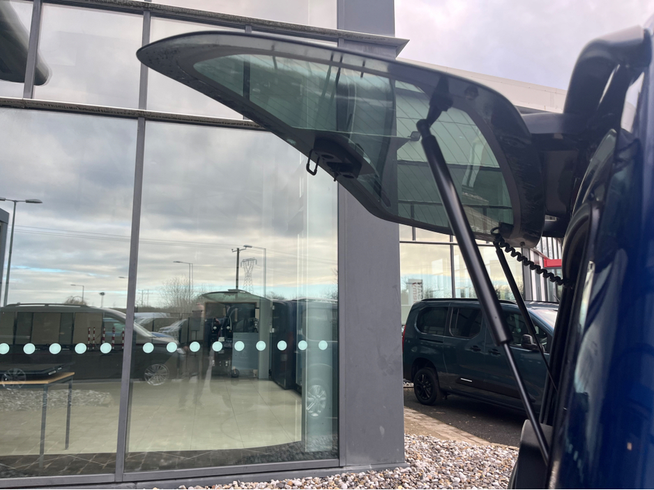 2021 Peugeot Rifter 1.2 Petrol Auto Wheelchair Accessible SWB €24,950