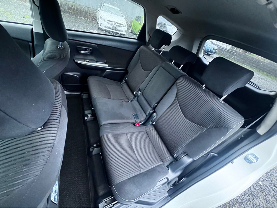 2020 Toyota Prius Alpha 2020 Toyota Prius Alpha  Self Charging Hybrid Automatic €19,950