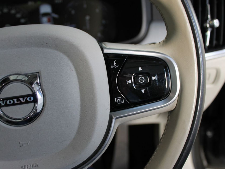 2019 Volvo V90 D4 MOM 5DR Auto €29,499