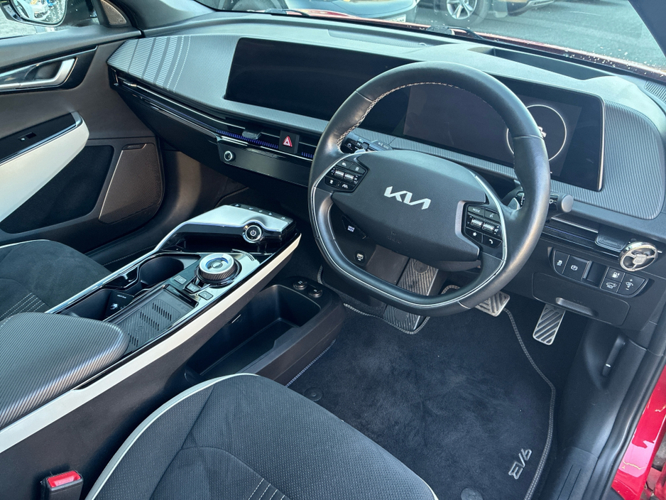 2022 Kia EV6 - image 6
