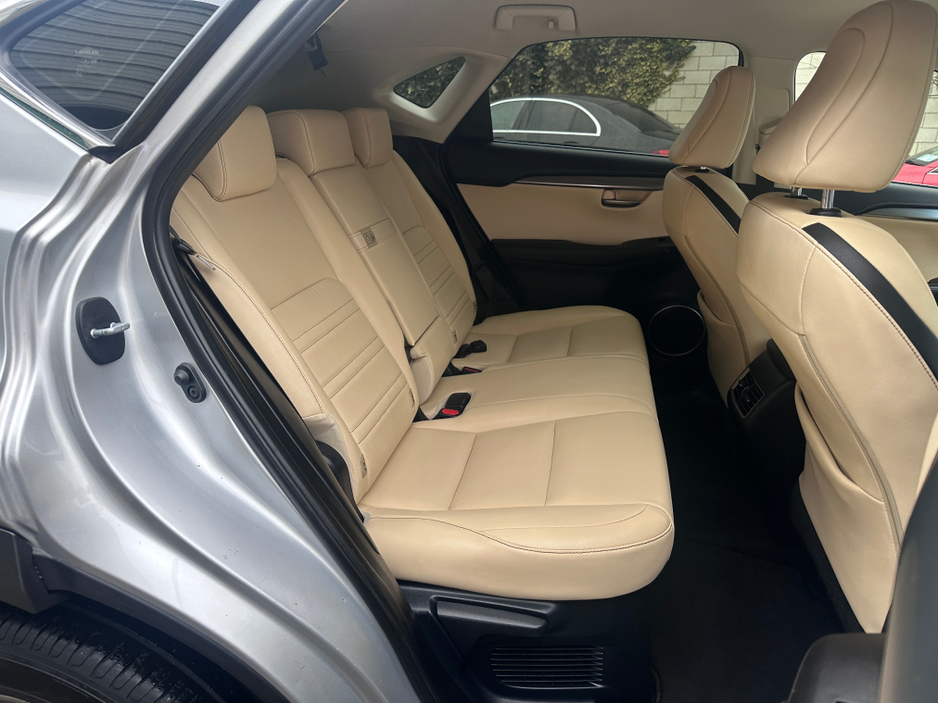 2016 Lexus NX 300 h FWD DYNAMICS 4DR AUTO €19,000