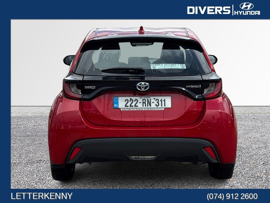 2022 Toyota Yaris 1.5 Petrol Hybrid Luna Automatic €20,945