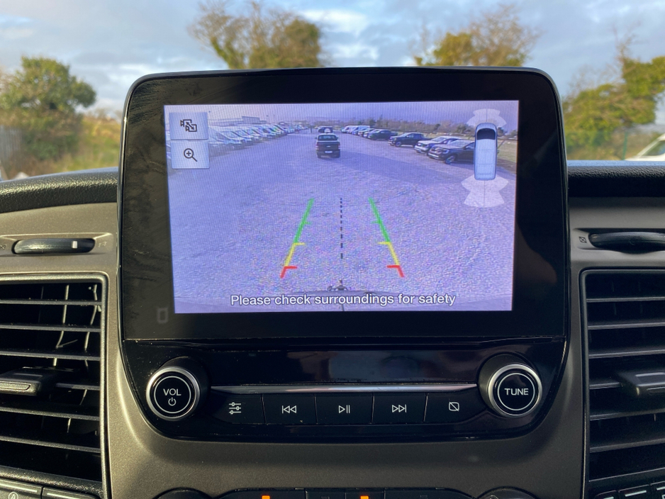 2022 Ford Transit - image 15