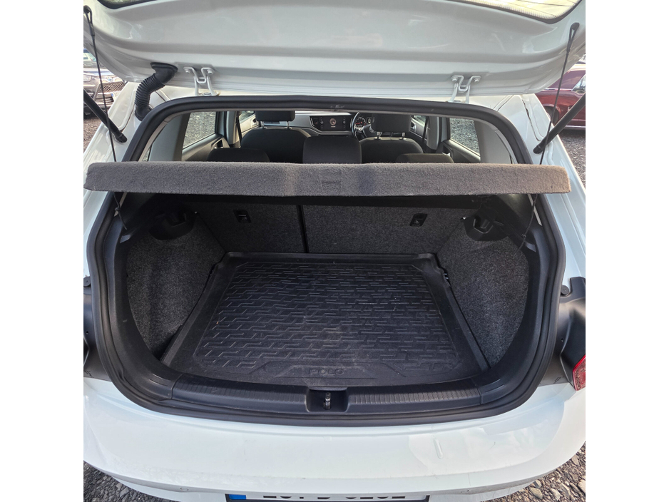 2020 Volkswagen Polo - image 14