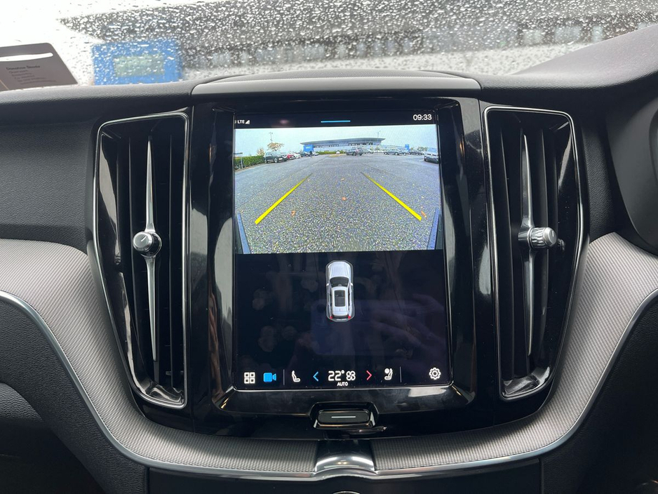 2023 Volvo XC60 - image 19