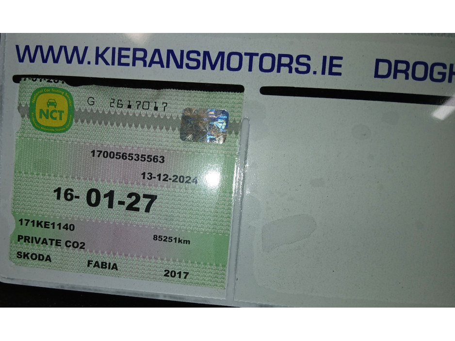 2017 Skoda Fabia - image 7