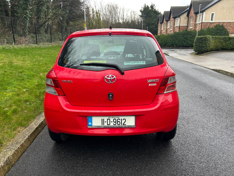 2011 Toyota Yaris 1.0 VVT-i 3Dr Sport €4,950