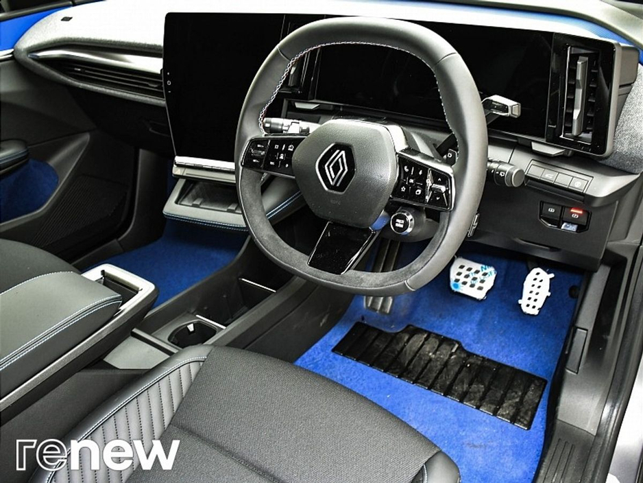 2024 Renault SCENIC E-TECH - image 6