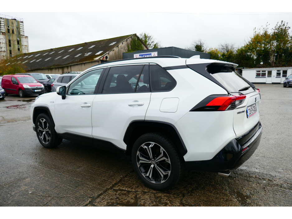 2023 Toyota Rav4 ACROSS 2.5 E FOUR 302PS PHEV €38,000