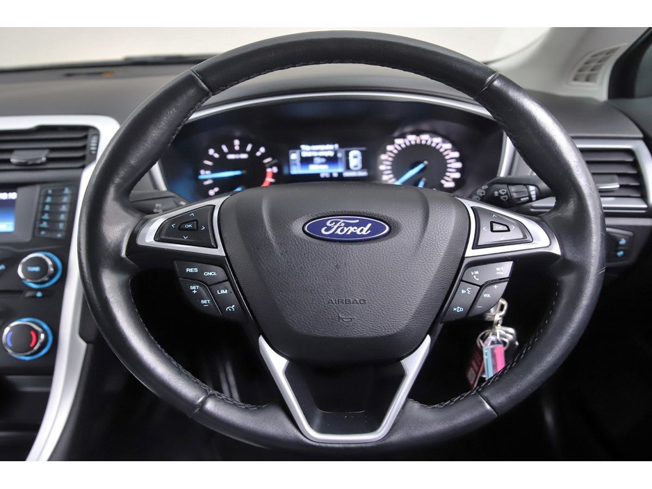 2019 Ford Mondeo 2.0TDCi ZETEC 150BHP 6SPD €19,490
