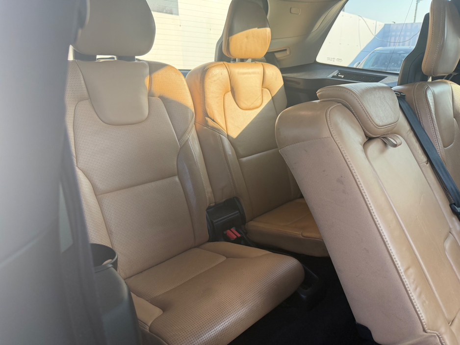 2016 Volvo XC90 - image 19
