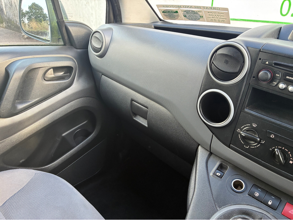 2014 Peugeot Partner 1.6 HDI 850 S L1 90 €3,450